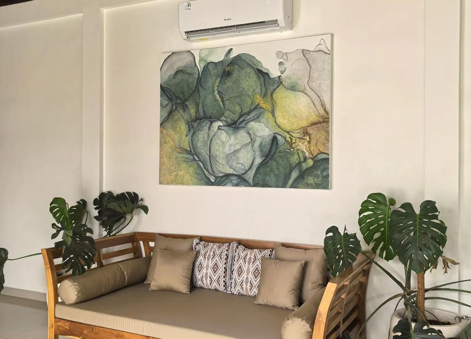 Villa Veyla Seminyak 10 Mins Walk To Beach
