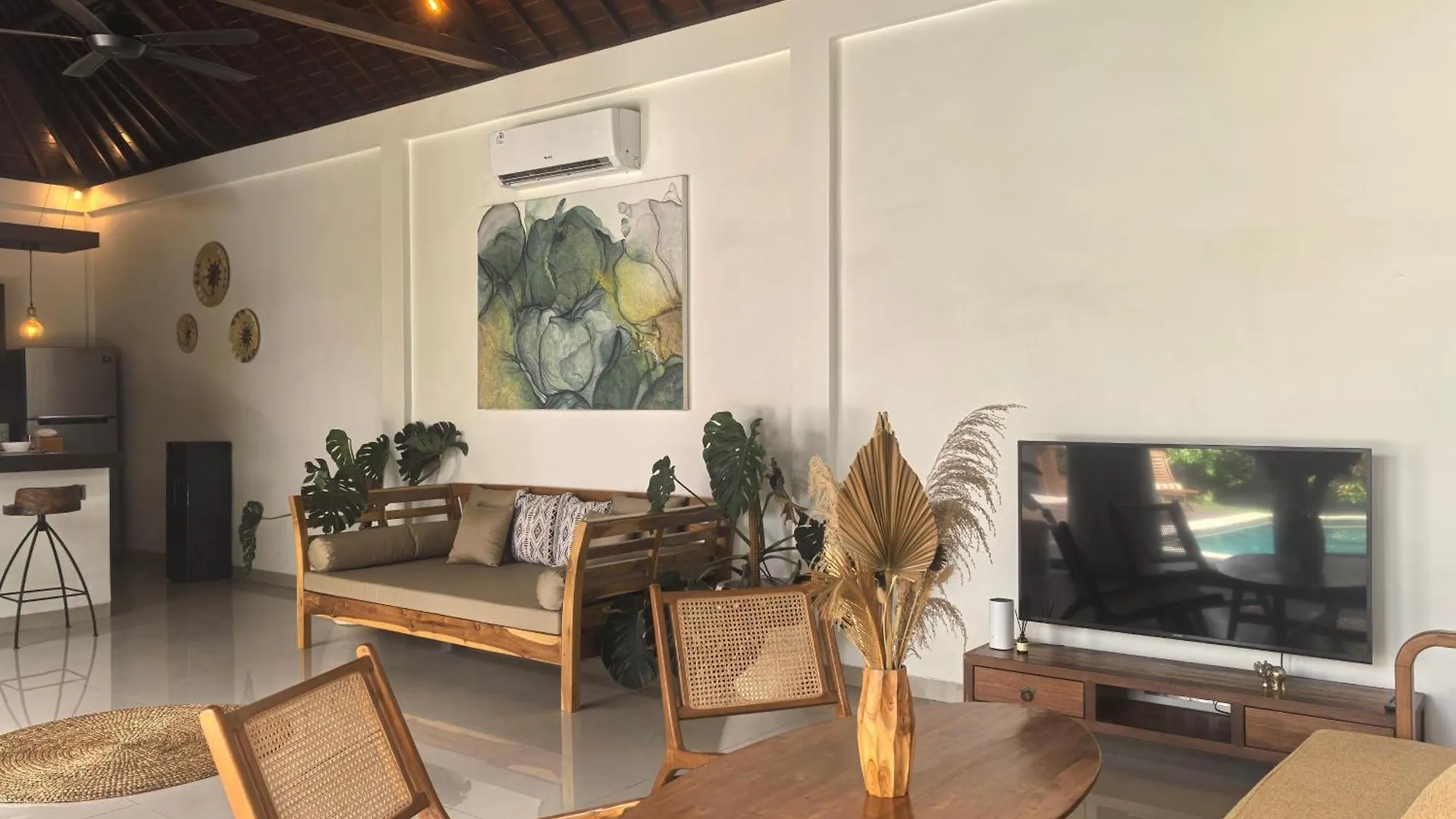 Villa Veyla Seminyak 10 Mins Walk To Beach