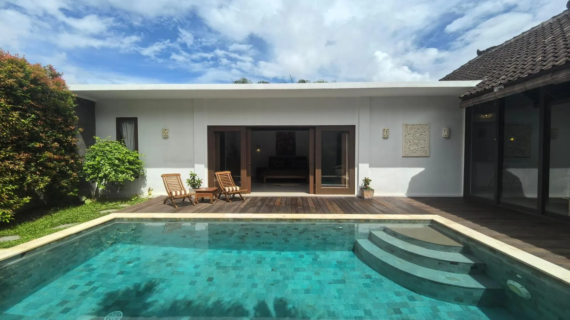 Villa Veyla Seminyak 10 Mins Walk To Beach